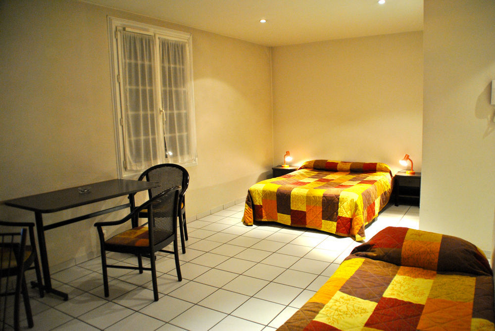 Appôtel Voltaire Tours Esterno foto